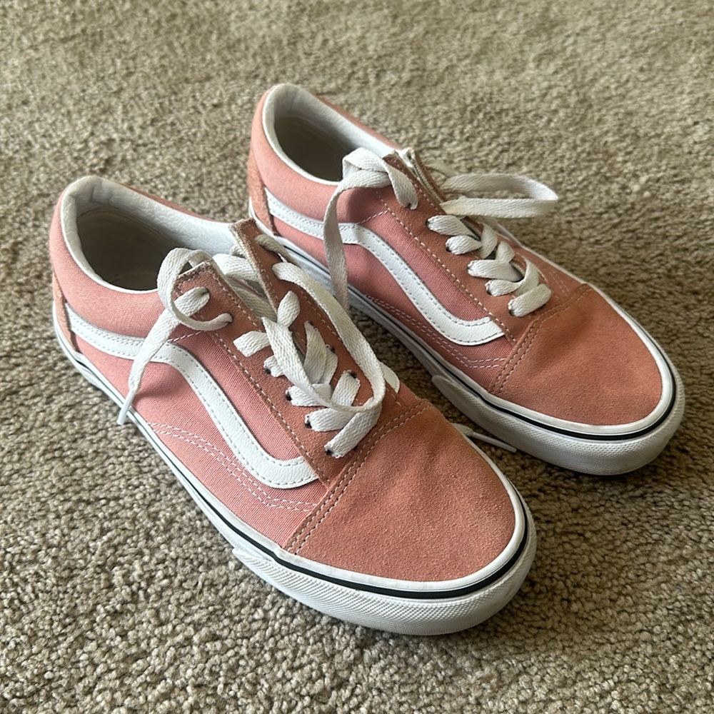 low top Vans